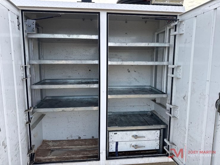 2016-ford-f550-xl-image-27