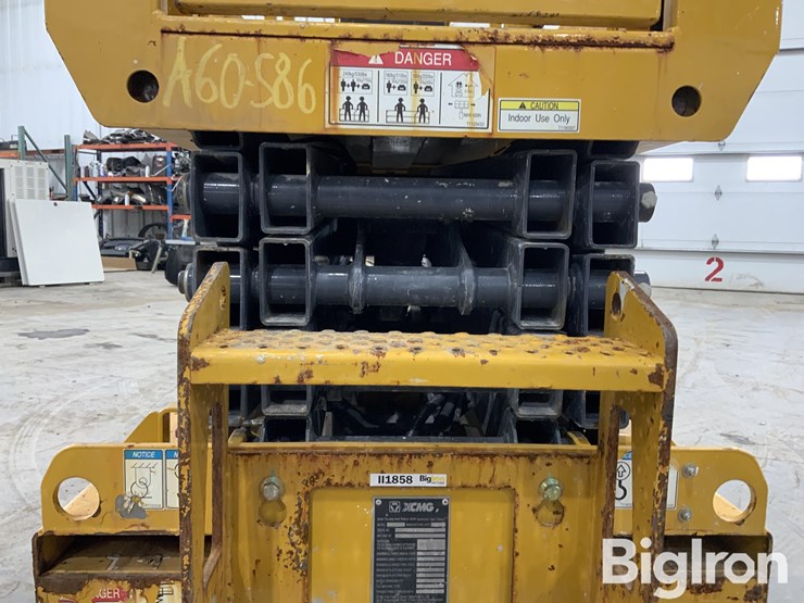 2021-xcmg-xg1330dc-electric-self-propelled-scissor-lift-image-10