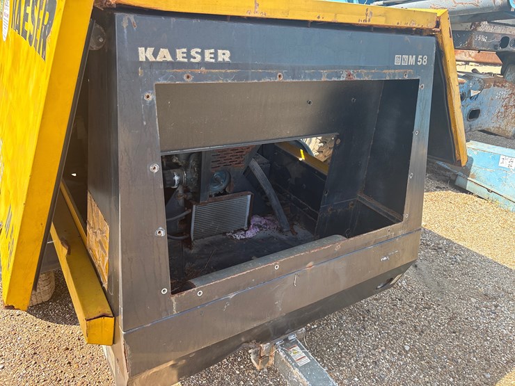 2016-kaeser-210-cfm-image-6
