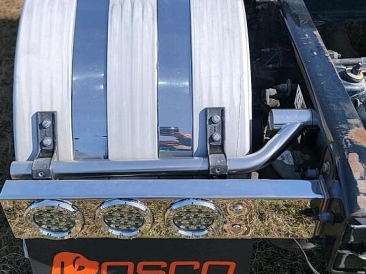 2020-kenworth-w900-image-13