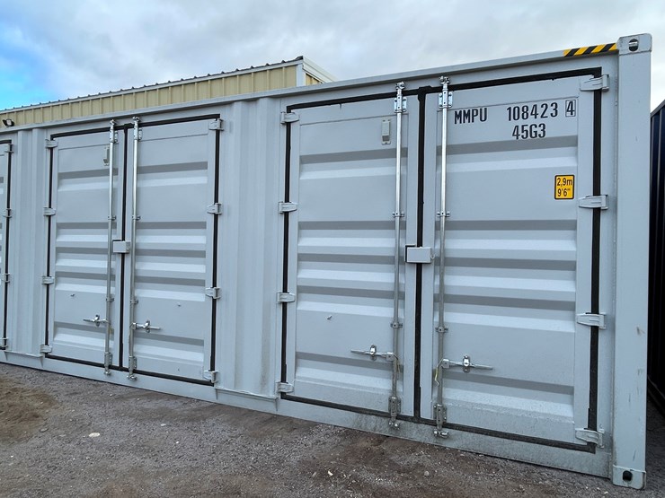 #200e-•-40'-container-image-4