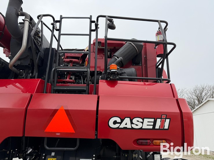 2018-case-ih-7240-image-18