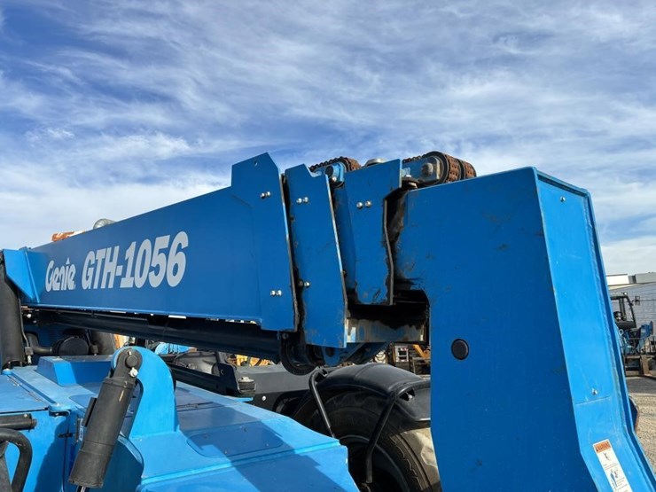 2018-genie-gth1056-image-7