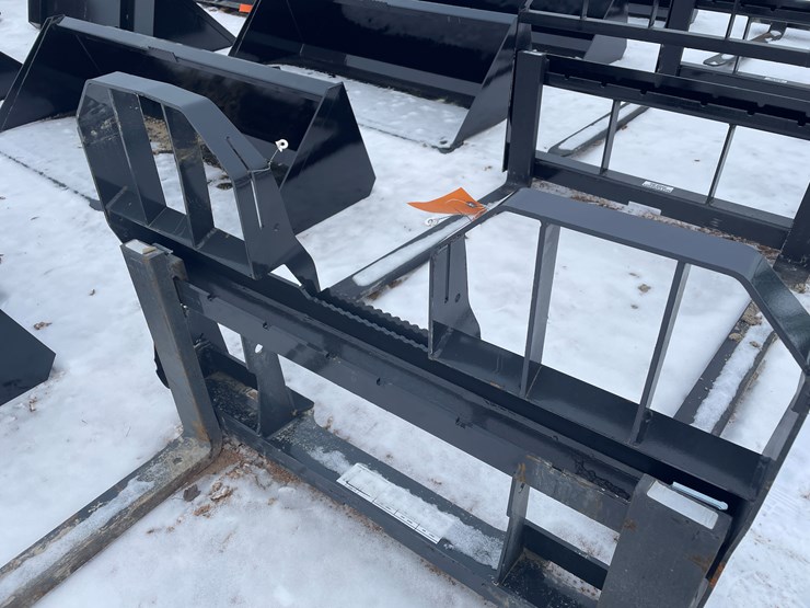 bobcat-pallet-fork-image-2