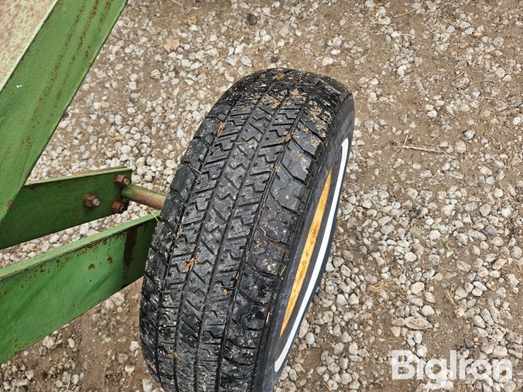 john-deere-bw-image-13