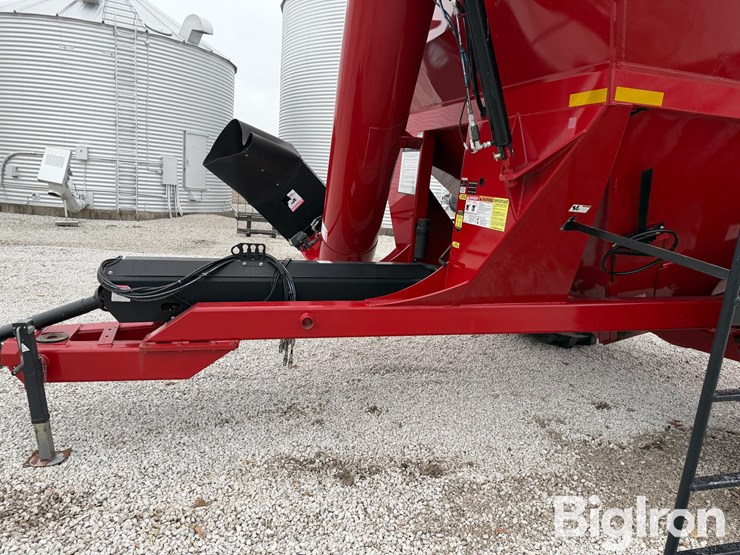 2017-j&m-875-image-12