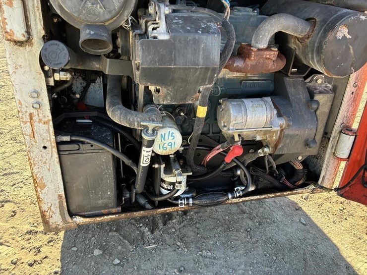 2019-bobcat-s70-image-10
