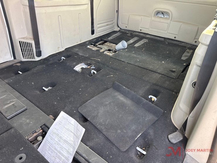 2014-dodge-grand-caravan-image-17