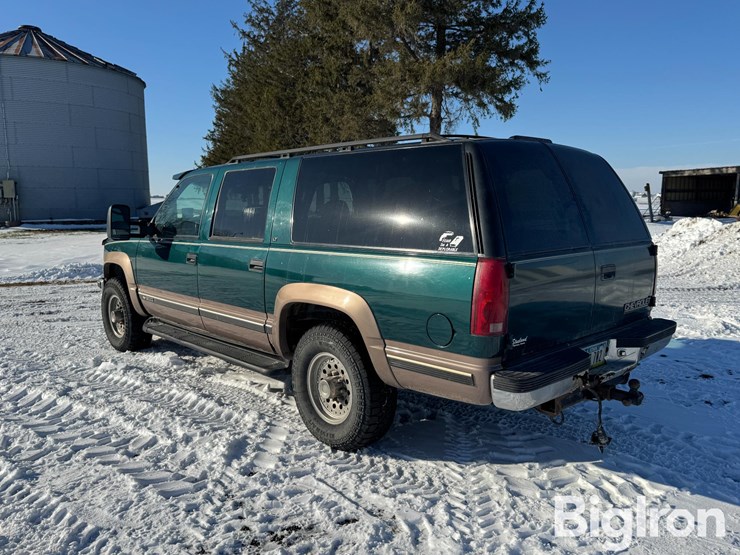 1996-chevrolet-suburban-1500-image-7