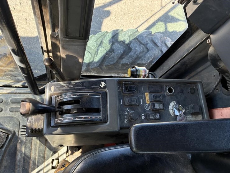 2004-komatsu-gd555-image-24