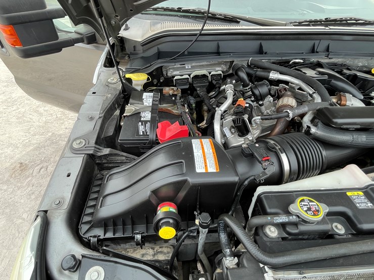 2011-ford-f250-lariat-image-155