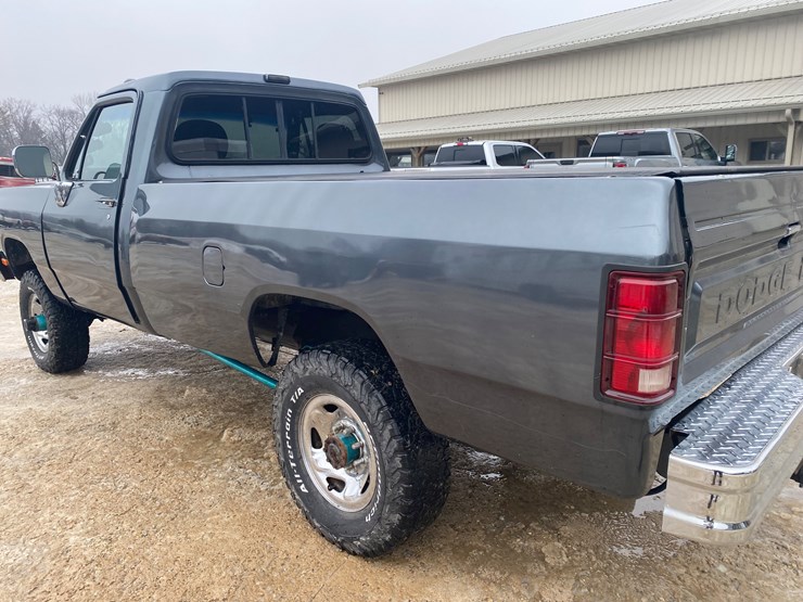 #324-•-1990-w250-dodge-ram-4wd-pickup-(has-wi-title)-(helenville,-wi)-image-5