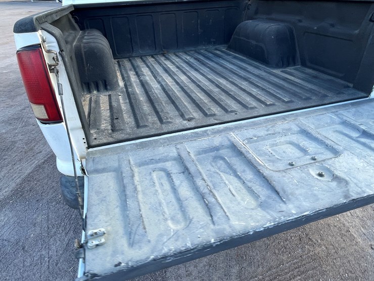 2002-chevrolet-s10-image-133