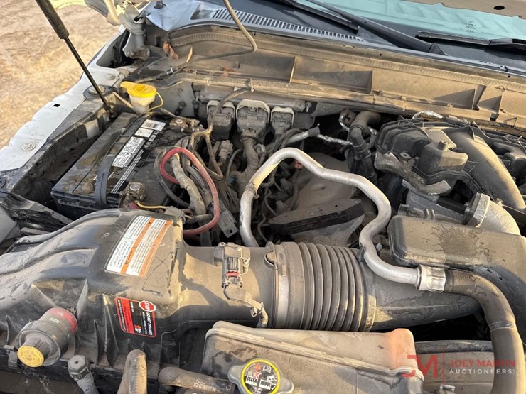 2016-ford-f550-xl-image-31