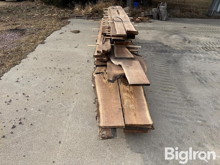 walnut-lumber-image-6