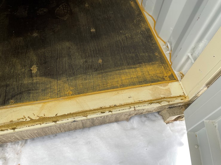 #10-•-20'-shipping-container-(princeton,-mn)-image-8