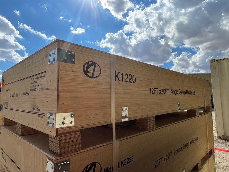 #3824-•-single-garage-metal-shed-image-6