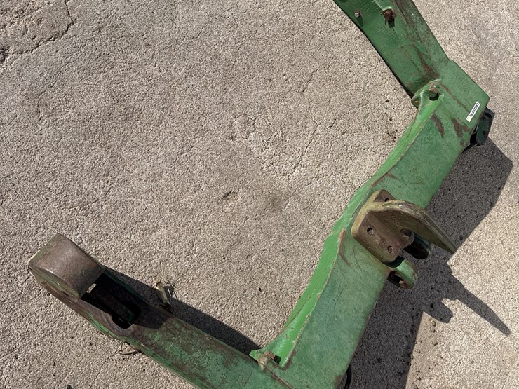 john-deere-8400-image-3