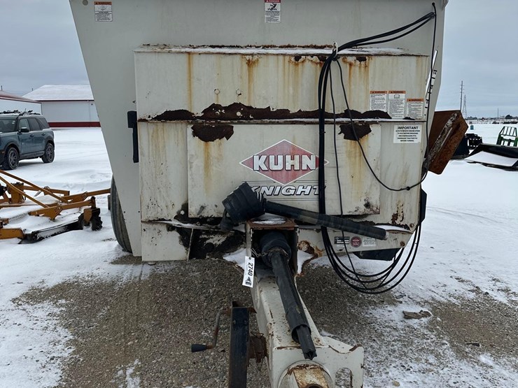 kuhn-knight-8132-image-2