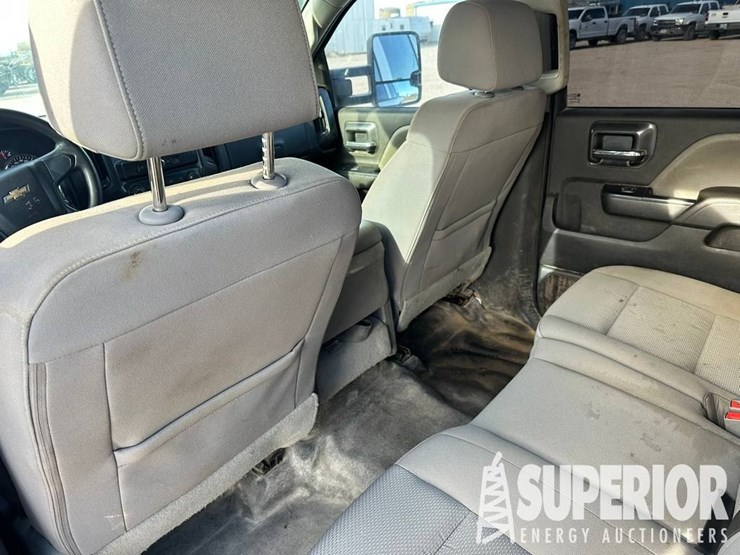 2018-chevrolet-2500hd-image-4