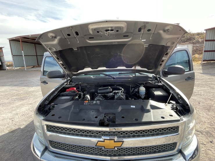 #104-•-2012-chevy-silverado-(salvaged-nm-title)-image-91