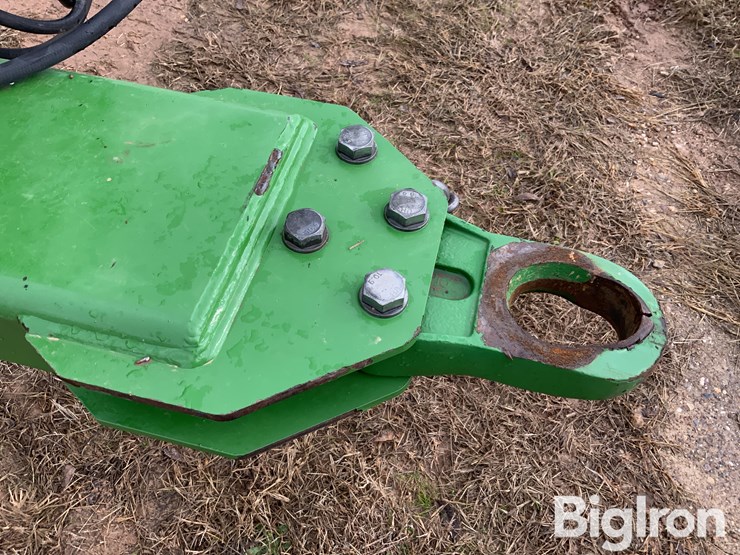 2022-john-deere-2633-image-11