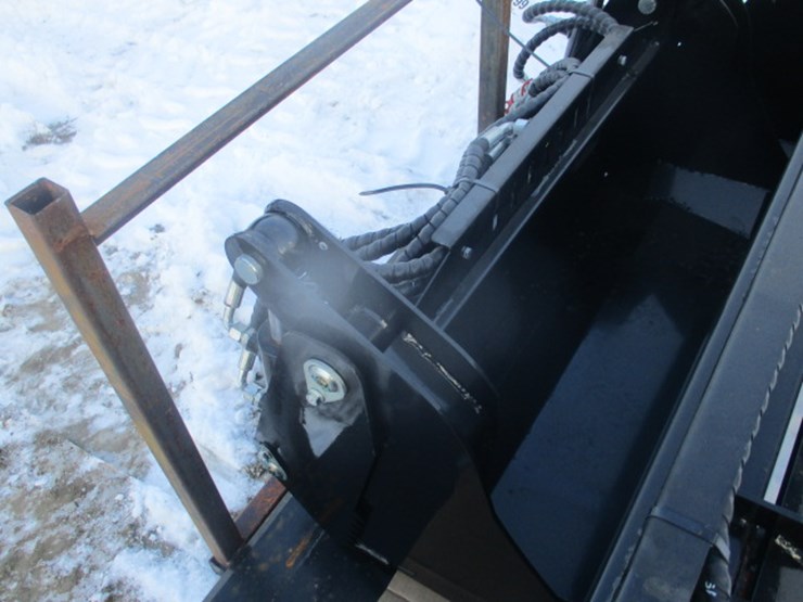 #6636-•-39"-mini-skid-steer-4-in-1-bucket-working-width:-39"bucket-volume:-396lbsworking-pressure:-16mpa-21mpa-image-1