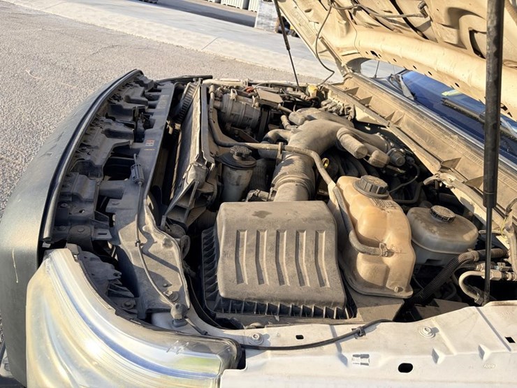 2012-ford-f550-image-7