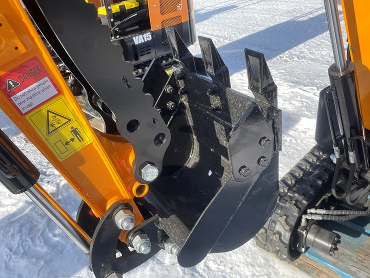 #136-•-miva-va13-mini-excavator-(mosinee,-wi)-image-18