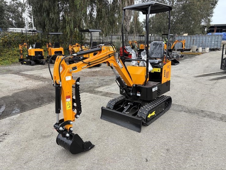 2025-vicsec-vc13-excavator-image-1