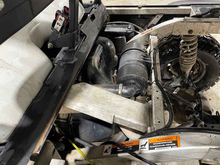 2020-club-car-carryall-1700-image-35