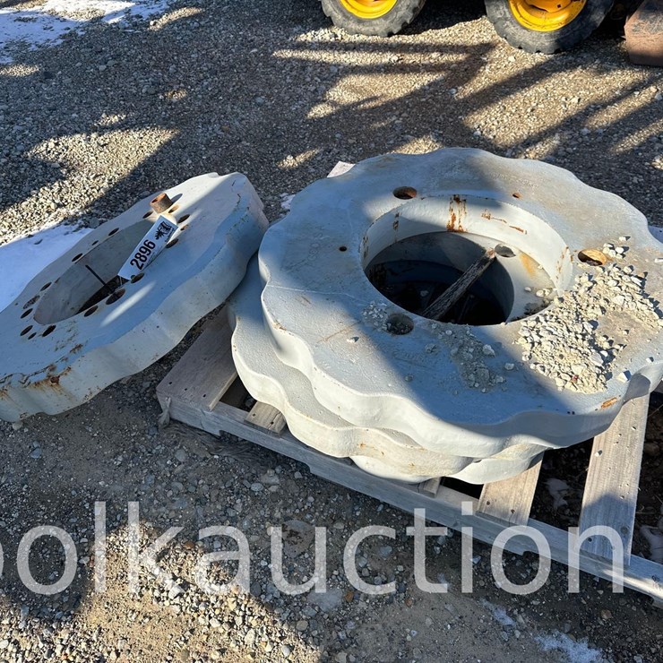 2896 - (4) CHALLENGER WEIGHTS (SOLD x $)