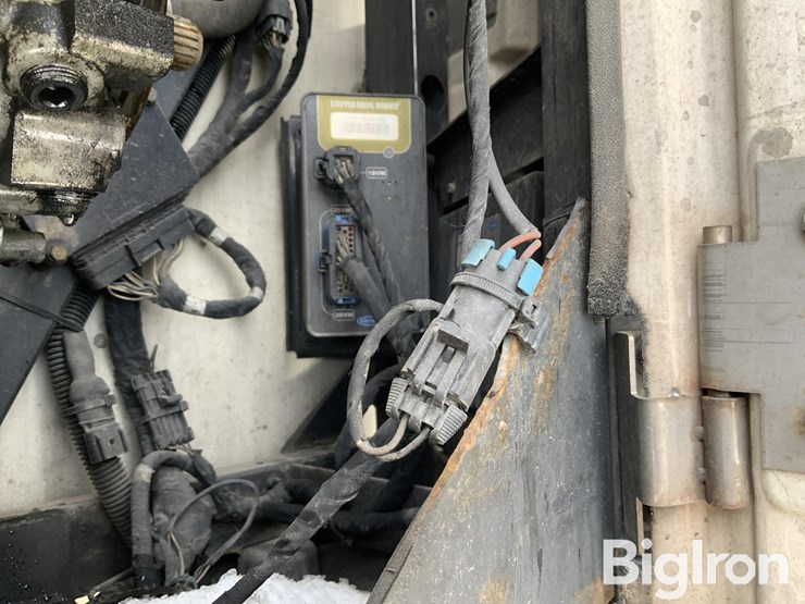 2019-utility-3000r-image-18