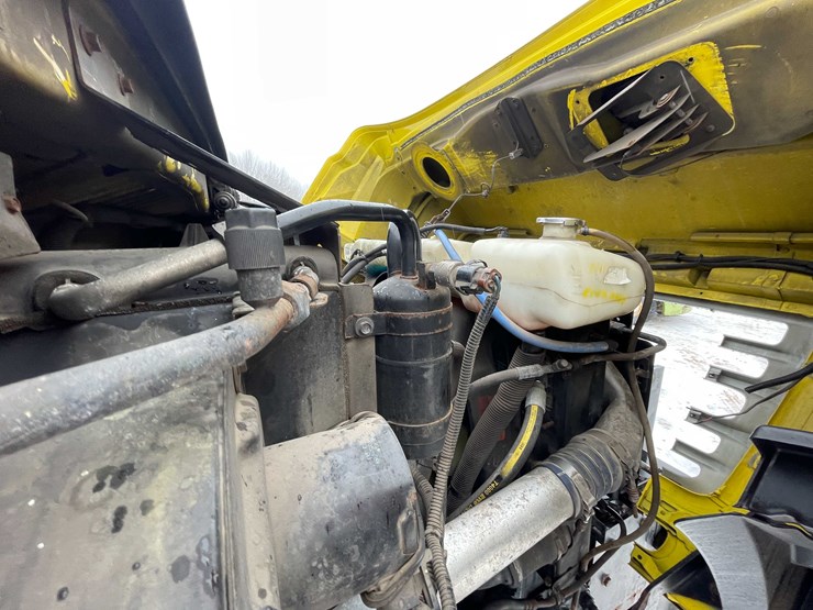 2004-caterpillar-c7-image-70