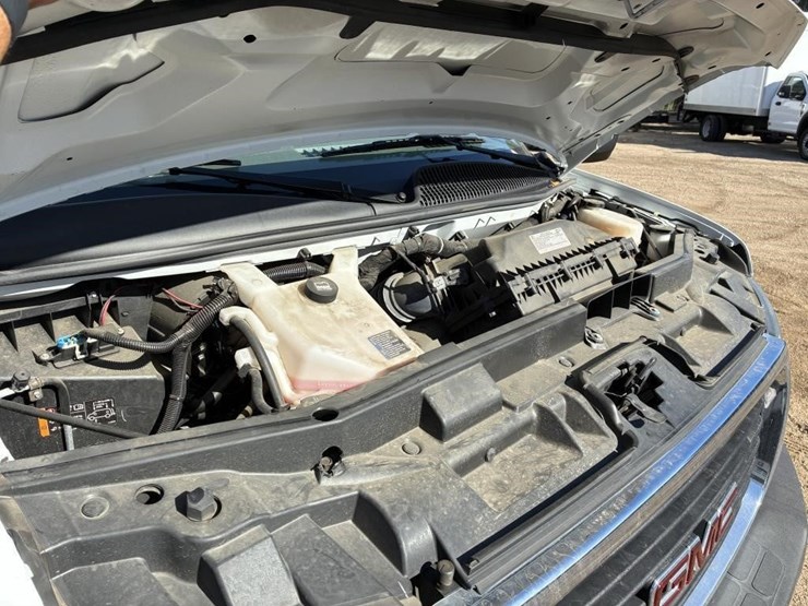 2023-gmc-3500-image-6