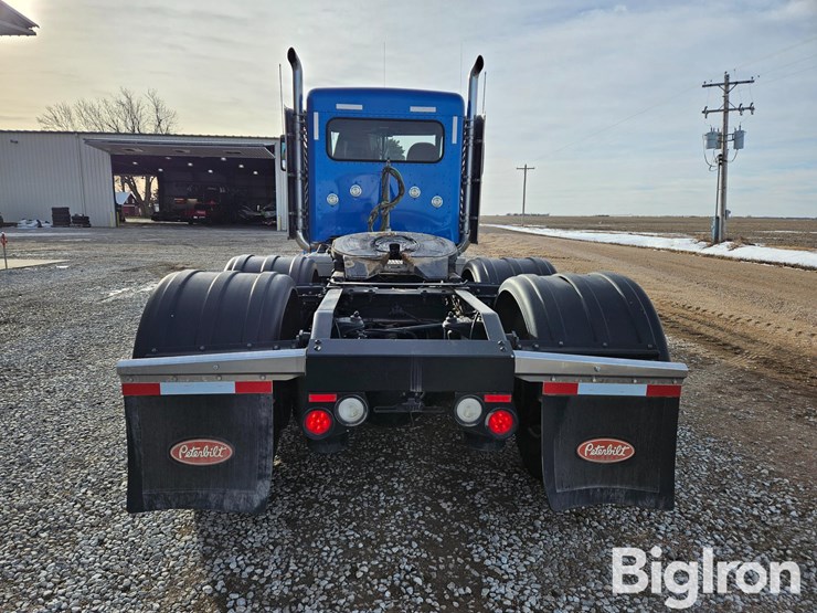 2013-peterbilt-386-image-6