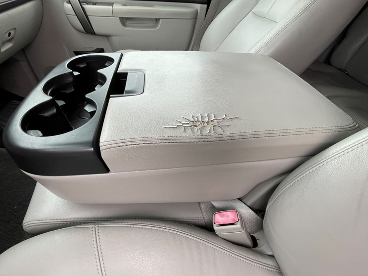 2011-chevrolet-silverado-2500hd-lt-image-58