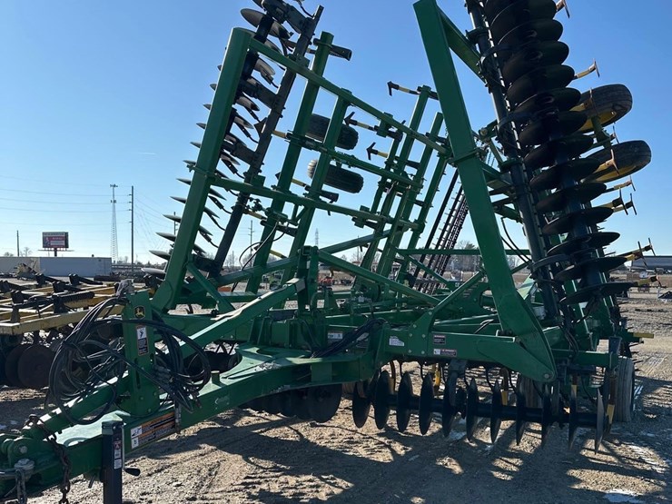 2008-john-deere-2310-image-1