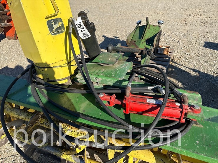 john-deere-275-image-3