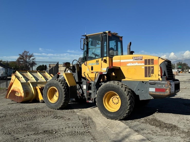 2008-komatsu-wheel-loader-image-4