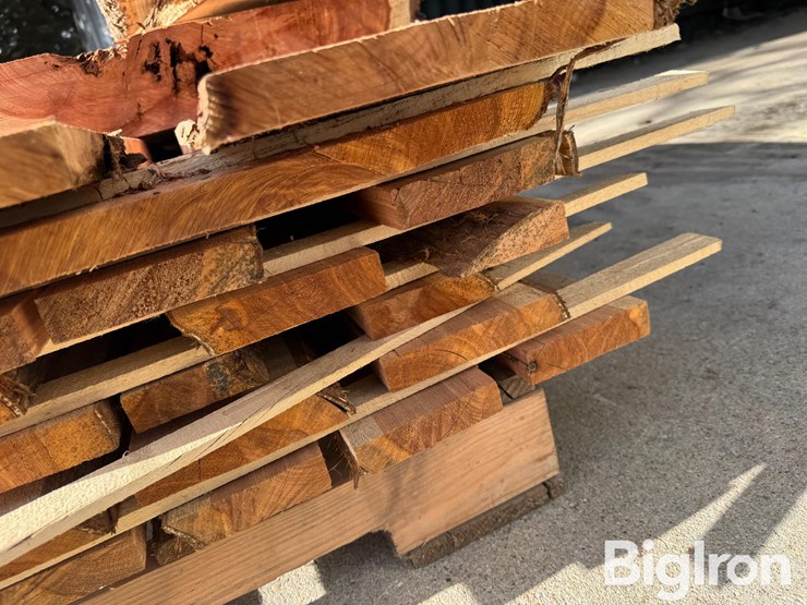 cedar-lumber-image-13