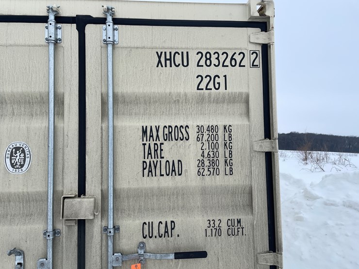 #15-•-20'-shipping-container-(princeton,-mn)-image-4