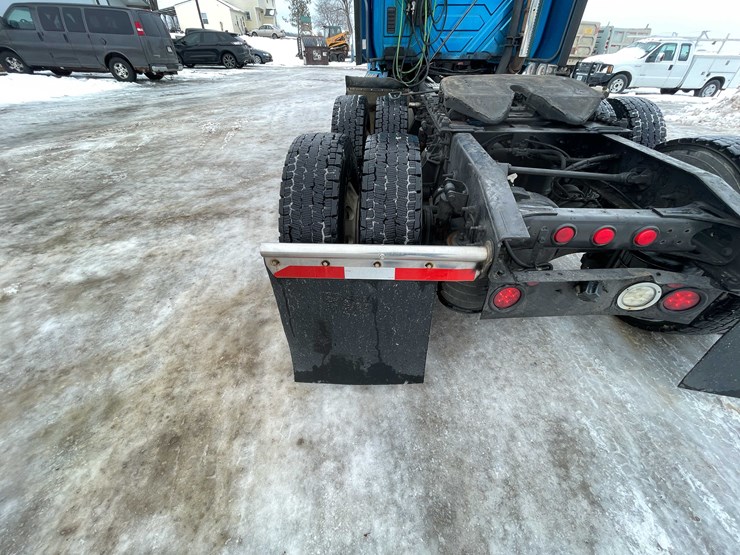 2014-international-prostar-image-41