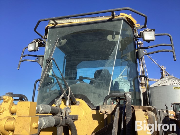 2022-komatsu-wa320-8-image-11