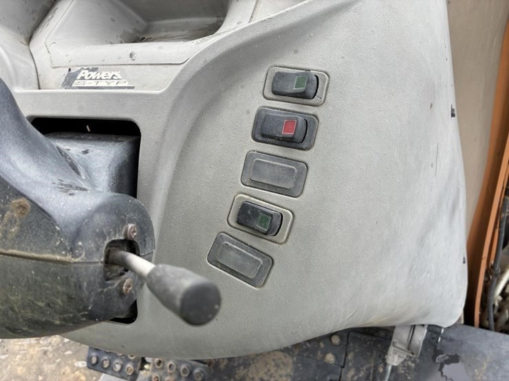 2018-case-580sn-image-21