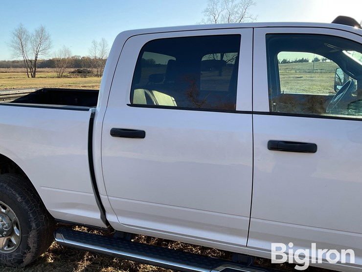 2022-ram-2500-hd-image-13