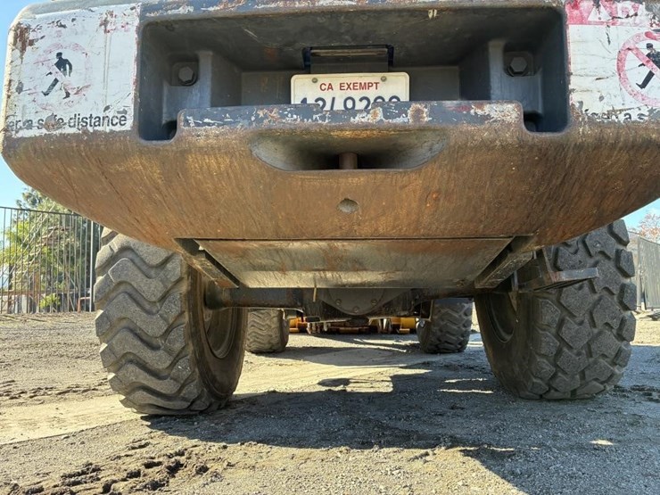 2008-komatsu-wheel-loader-image-13