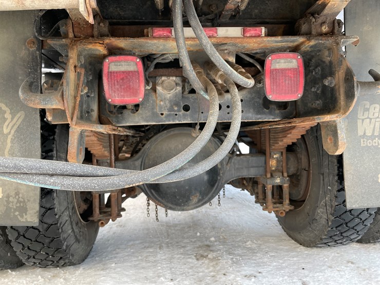 2007-international-7400-image-38