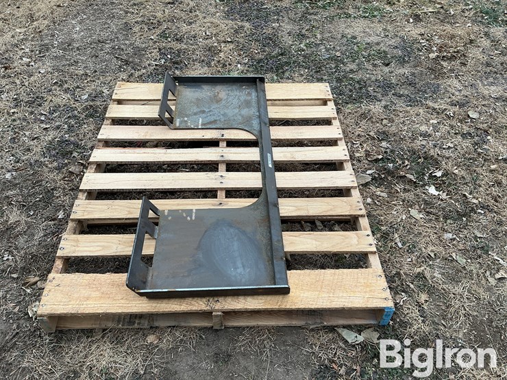 skid-steer-plate-image-4