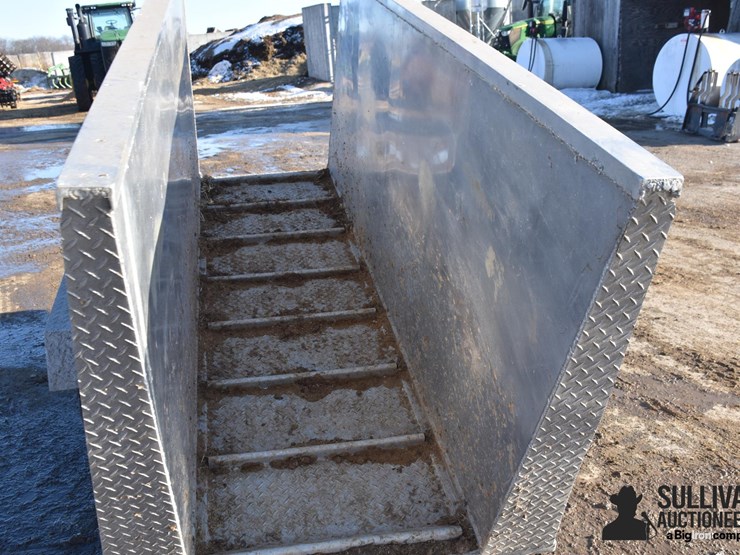 aluminum-cattle-loading-chute-image-16